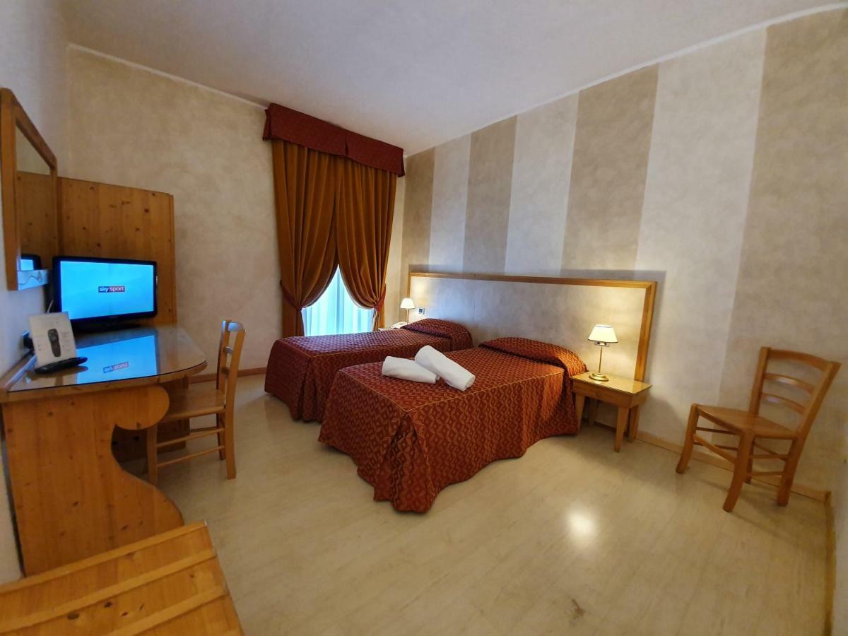 Hotel Gialletti Орвието Экстерьер фото